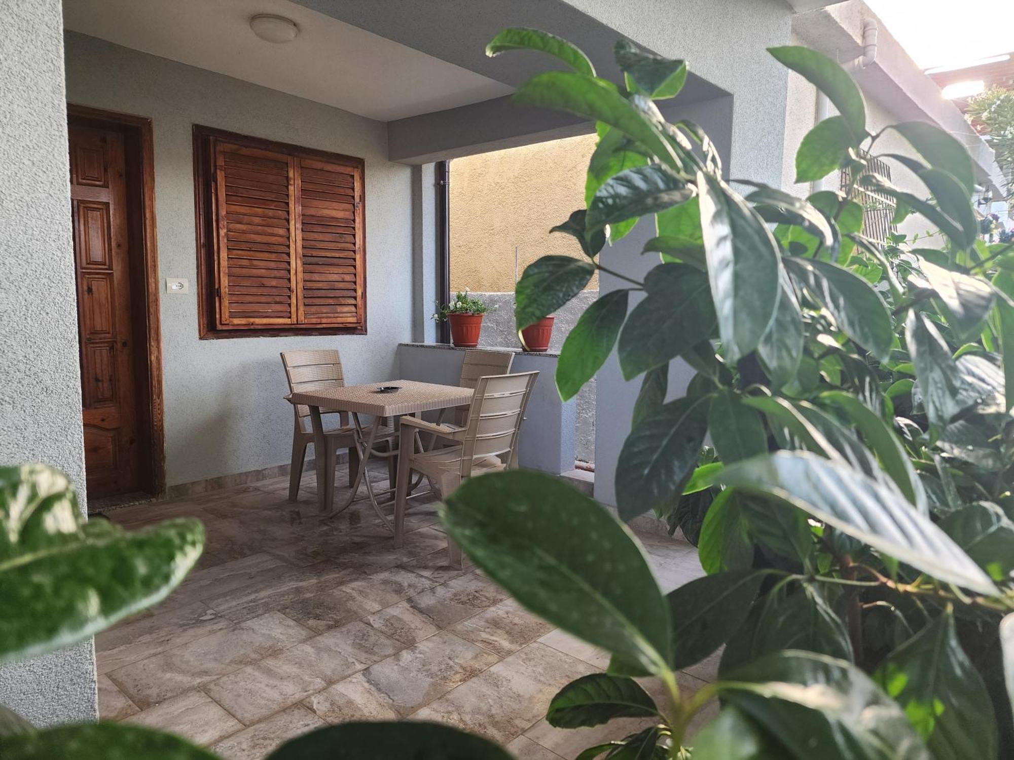 Eden Guesthouse دراس المظهر الخارجي الصورة
